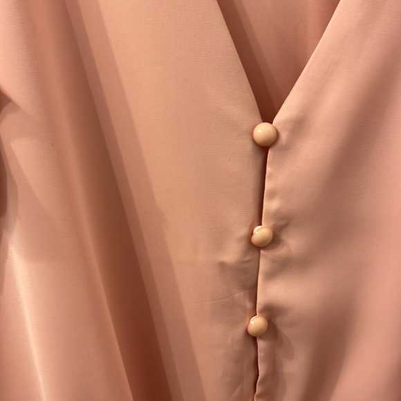 Amazon Blush Short Sleeve Tie Front Top - Picture 2 of 3